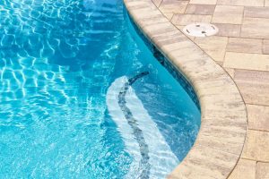 Pros and Cons of Salt Water Pools