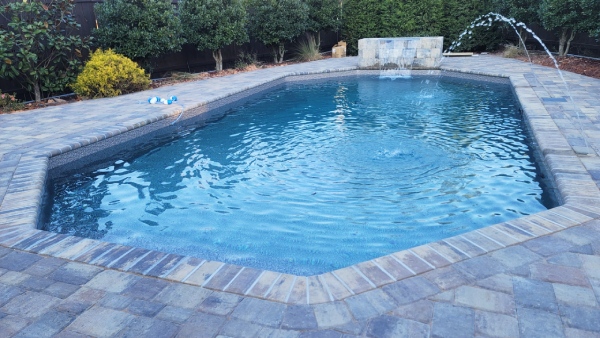 quality pool building